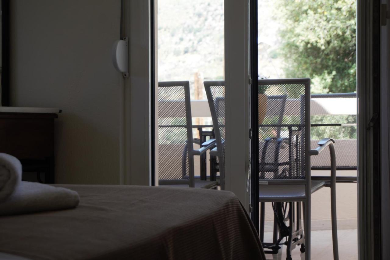 Atalia Apartment, Orne Crete Exterior photo